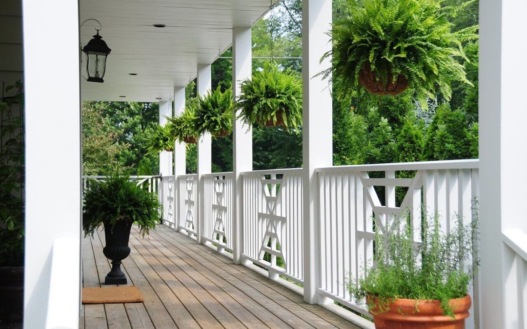 Update the Front Porch: Tips for Comfort and Curb Appeal